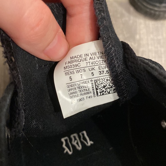 Converse Low Top Sneakers - Picture 5 of 5